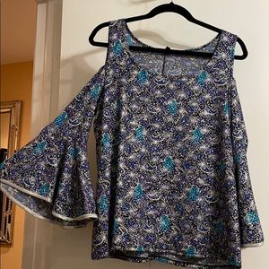 Off the shoulder bell sleeve blouse
